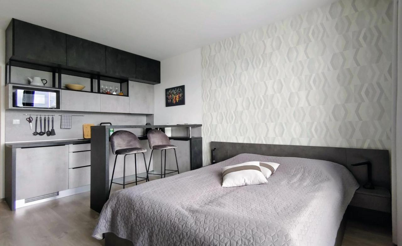 Sunset Studio Apartment Попрад Экстерьер фото